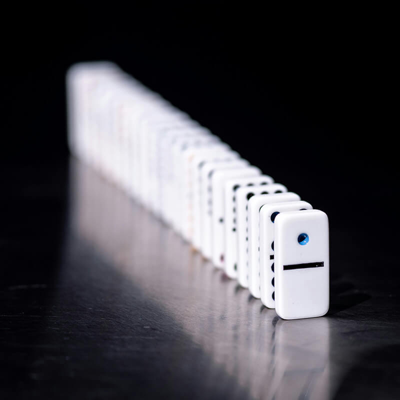 Dominos
